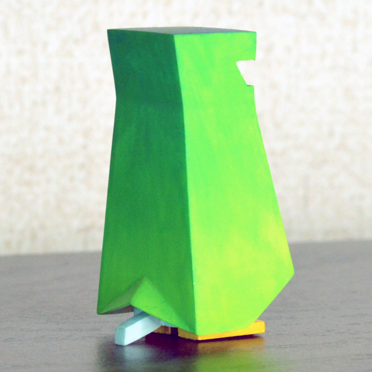 Original Rodney figure type05 hand-painted green gradation with sky blue interior