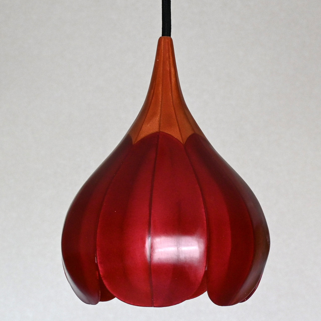 Flower-shaped pendant light, red-orange color [P01s-02]