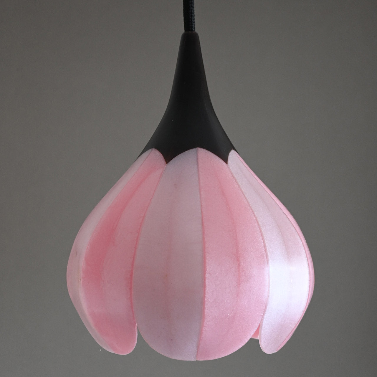 Flower-shaped pendant light in dark brown and pink stripes [P01s-04]