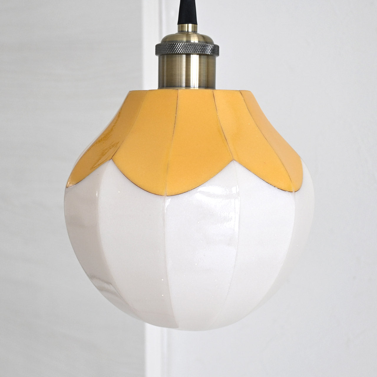 [Limited to one item] Yellow Flower Pendant Light Lamp Shade Small