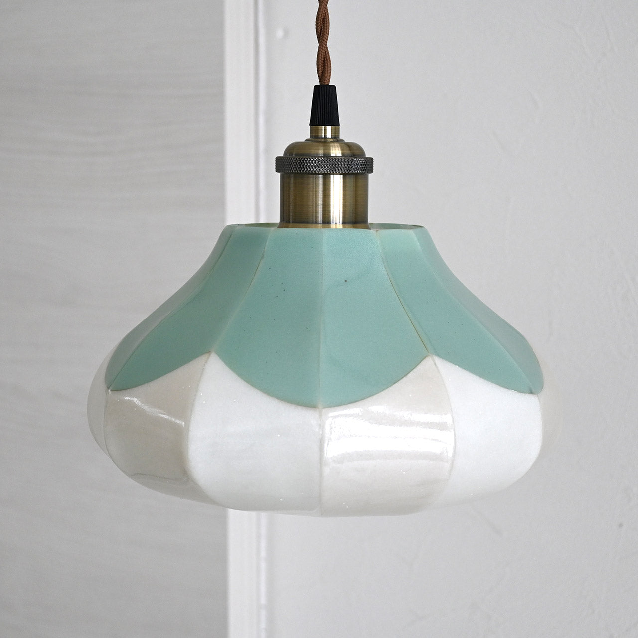 [Limited to one item] Green flower pendant lamp shade, small