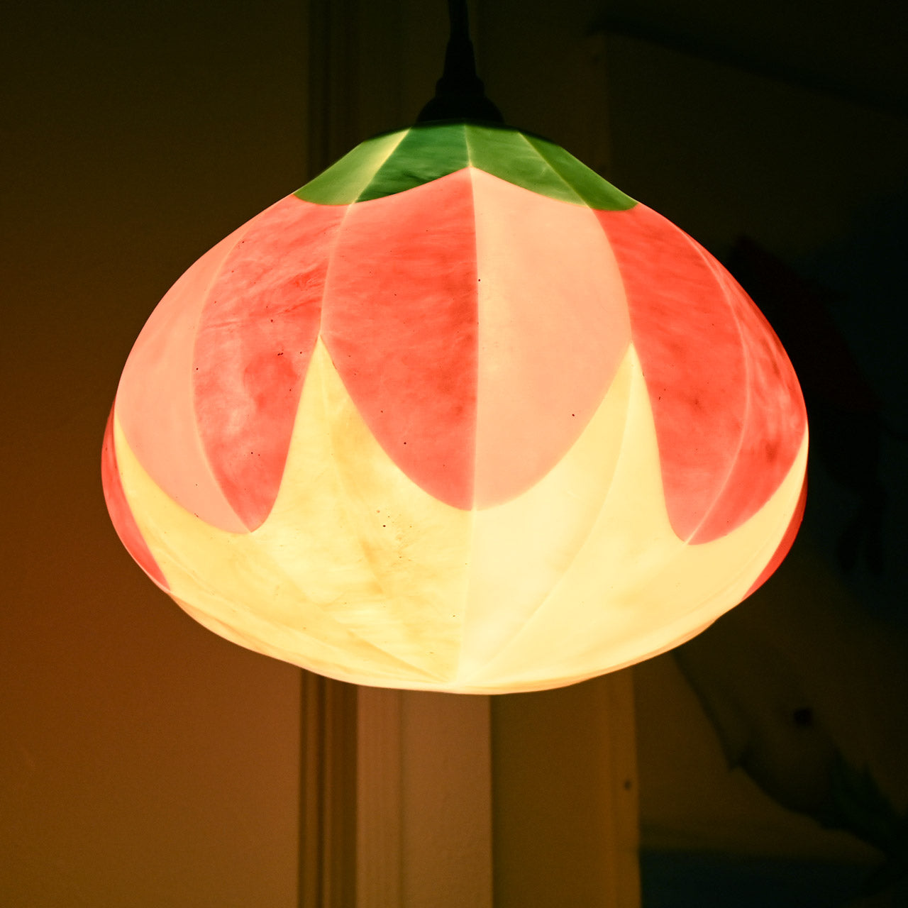 [Limited to one item] Large red flower pendant lamp shade