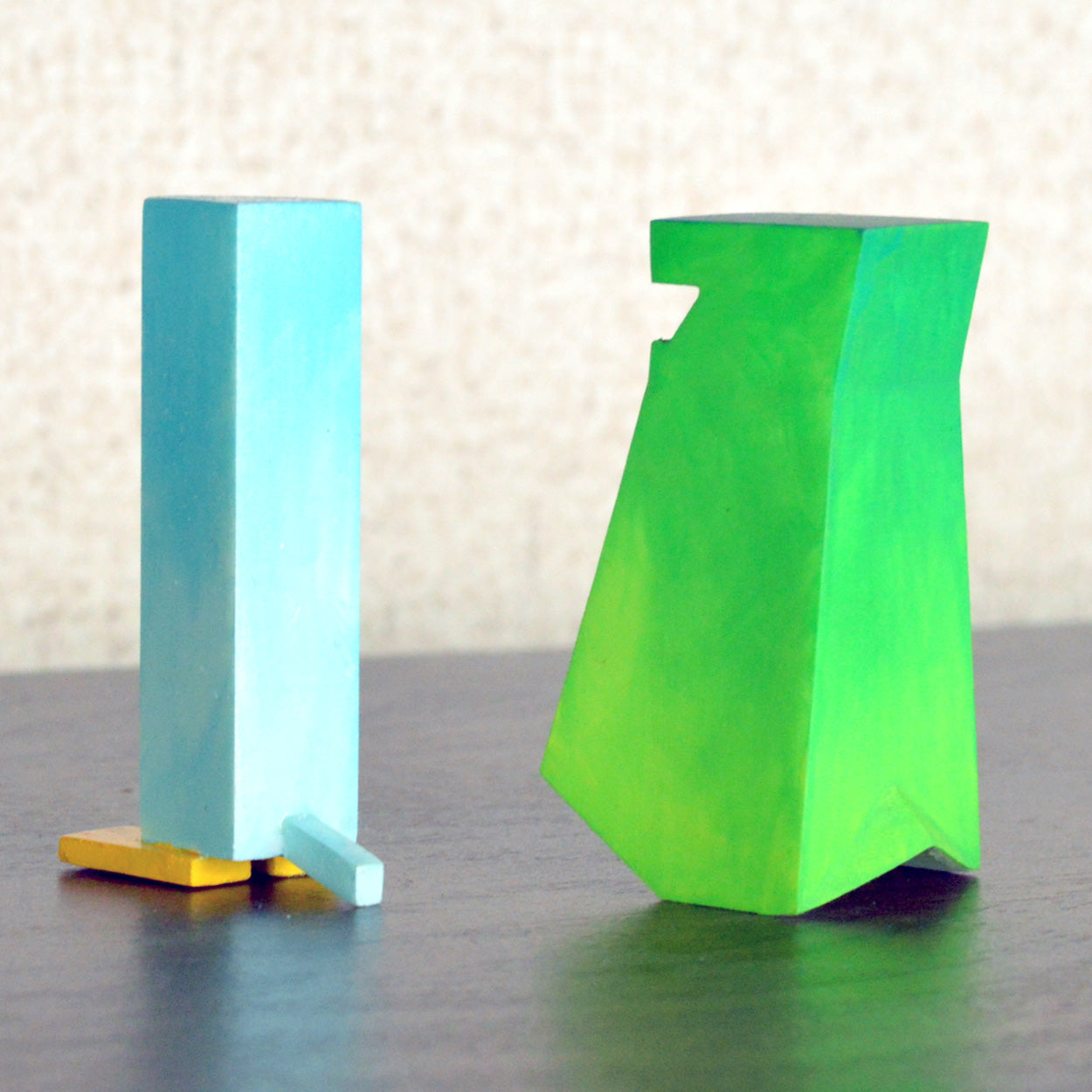 Original Rodney figure type05 hand-painted green gradation with sky blue interior