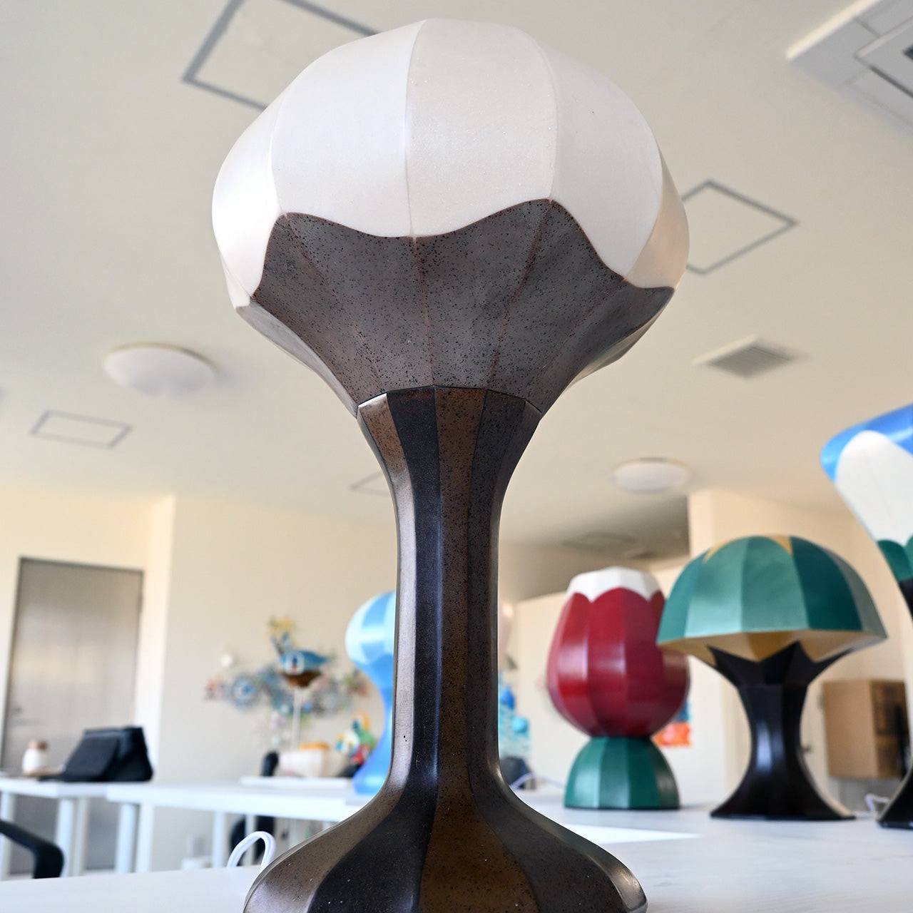 [General diffusion type] Table lamp Kinoko (mushroom)
