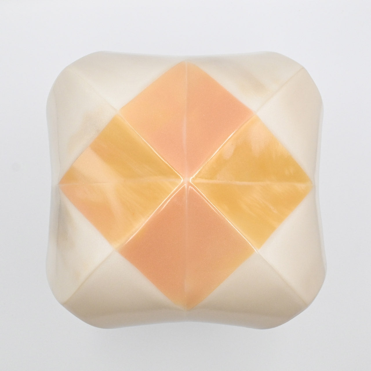 [Limited to one item] White Flower Yellow Top Lamp Shade